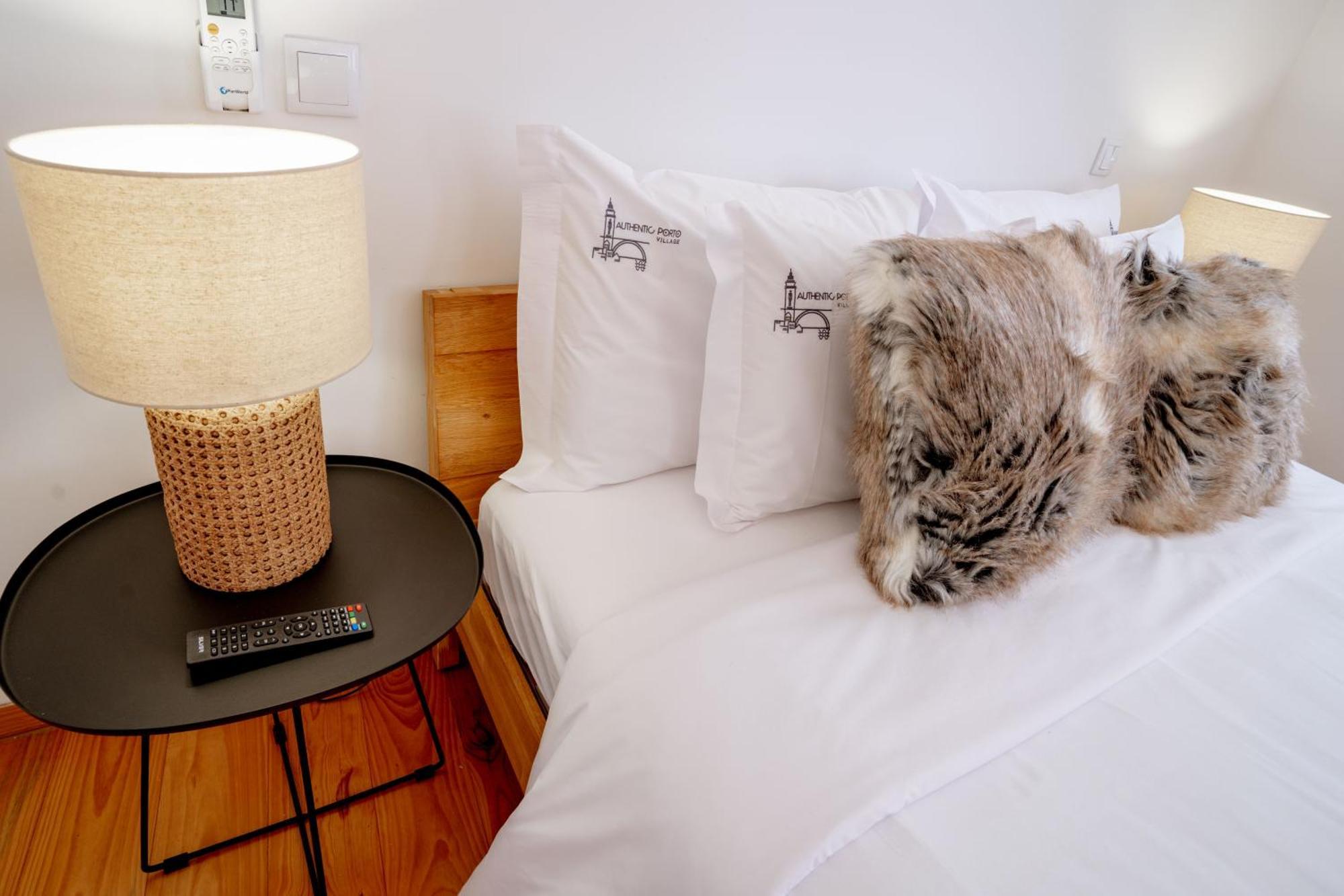 Authentic Village Apartment Porto